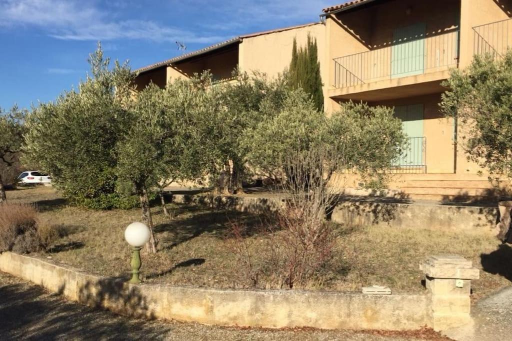 Residence Lou Cigaloun - Ana Location Gréoux-les-Bains Exterior foto
